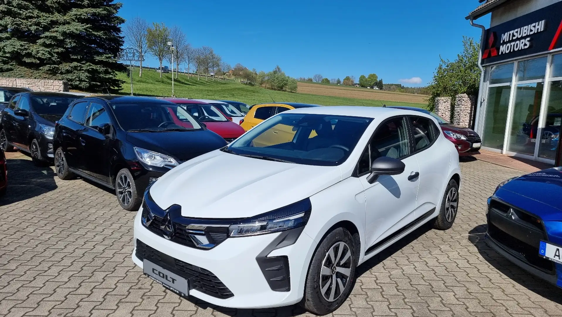 Mitsubishi Colt BASIS 1.0 Benziner 5-Gang Weiß - 1
