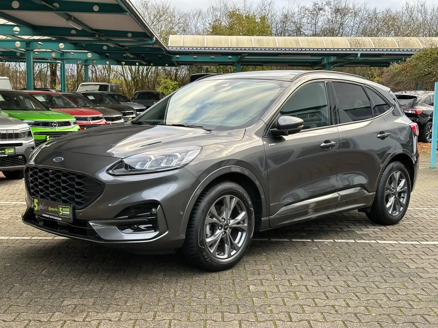 Ford Kuga 1.5 EcoBoost ST-Line X *HUD*Pano*AHK*ACC* Grau - 2