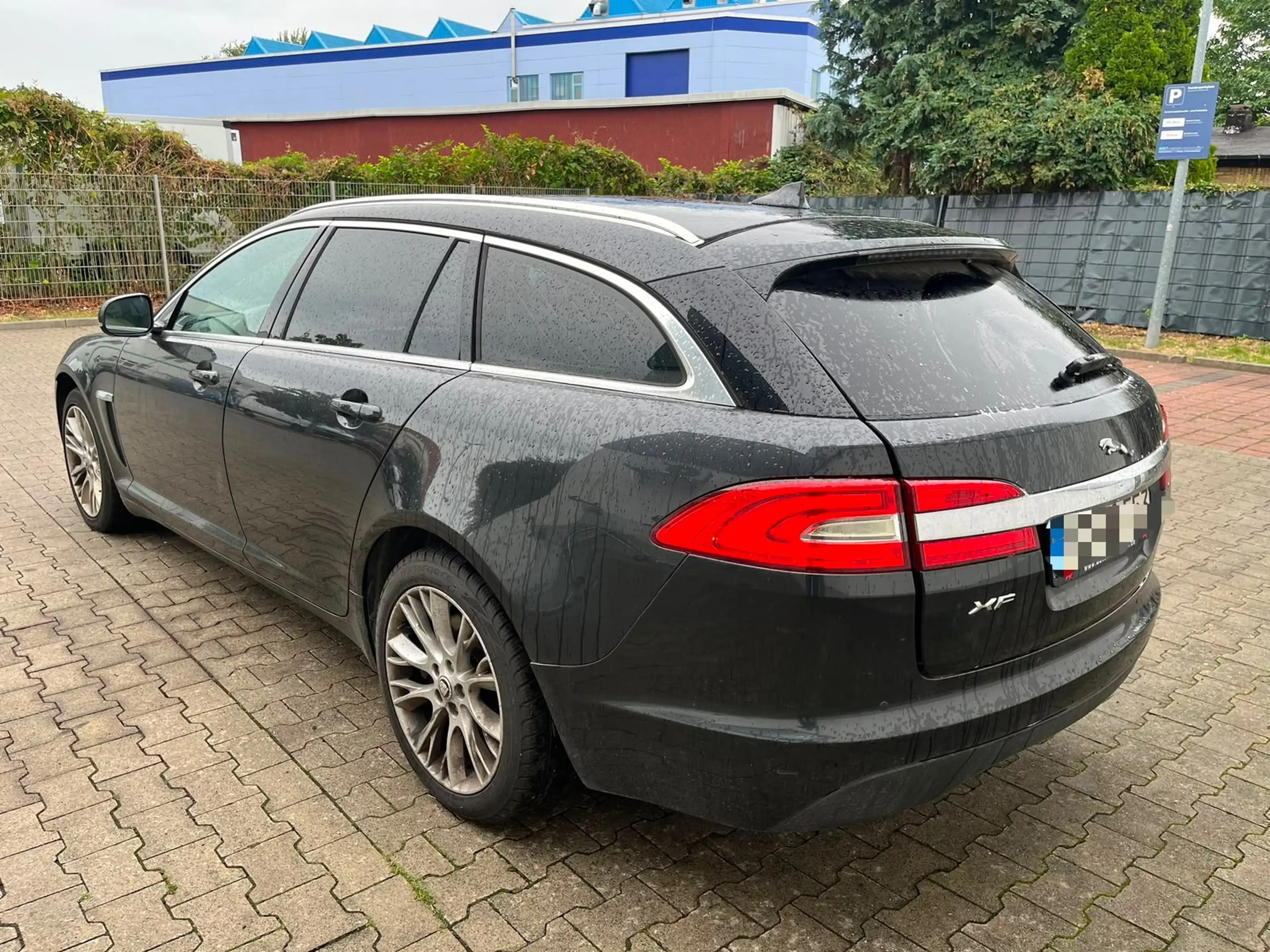Jaguar XF 2.2 Sportbrake Automatik *LEDER+KAMERA+NAVI* 2013 — photo 4