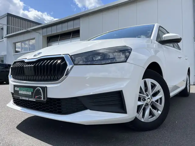 Skoda Fabia 1.0 Active 75€ m.20% Anz. AHK LED PDC