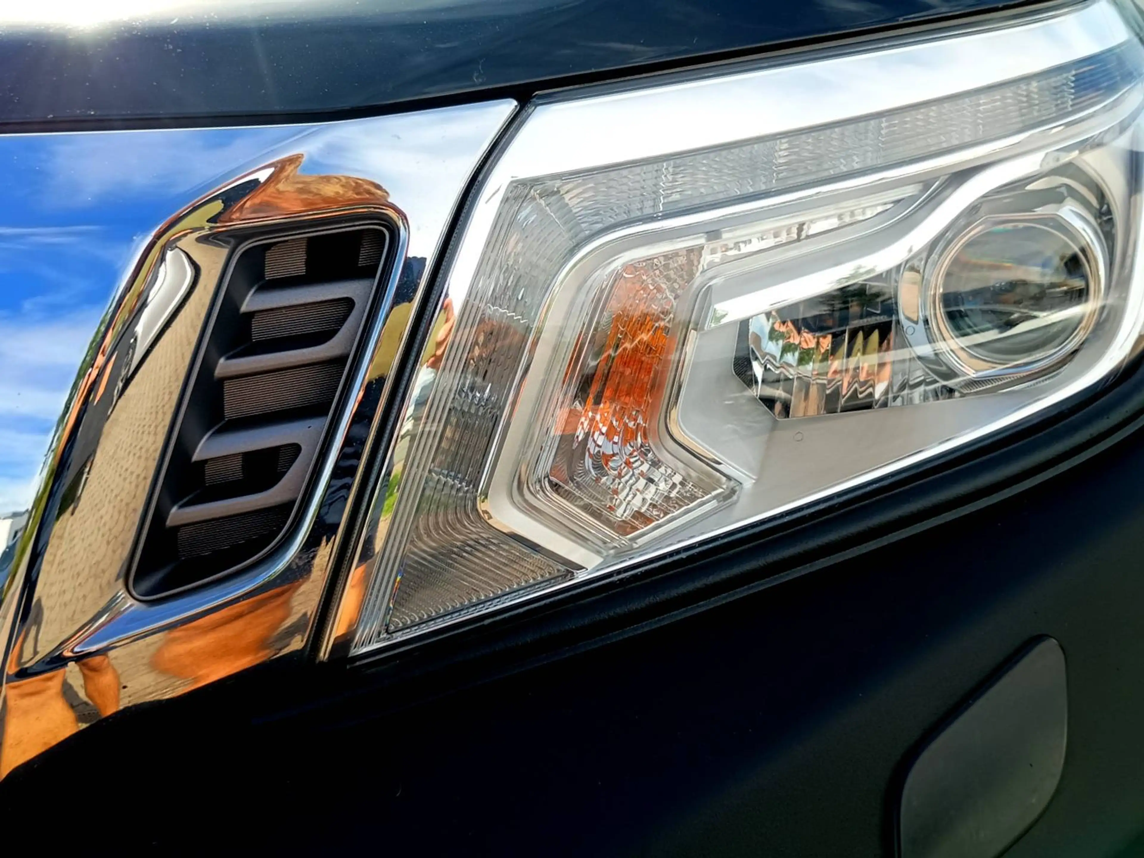 Nissan NP300 N-Connecta Double Cab 4x4 mit Adventure Overland Umbau — photo 10