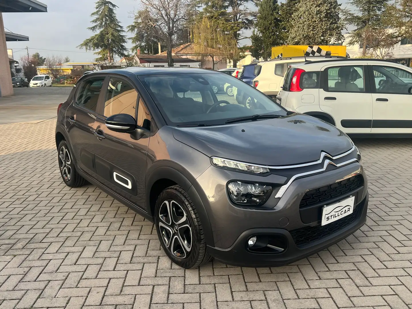 Citroen C3 C3 1.2 puretech Shine neopatentati Grigio - 1