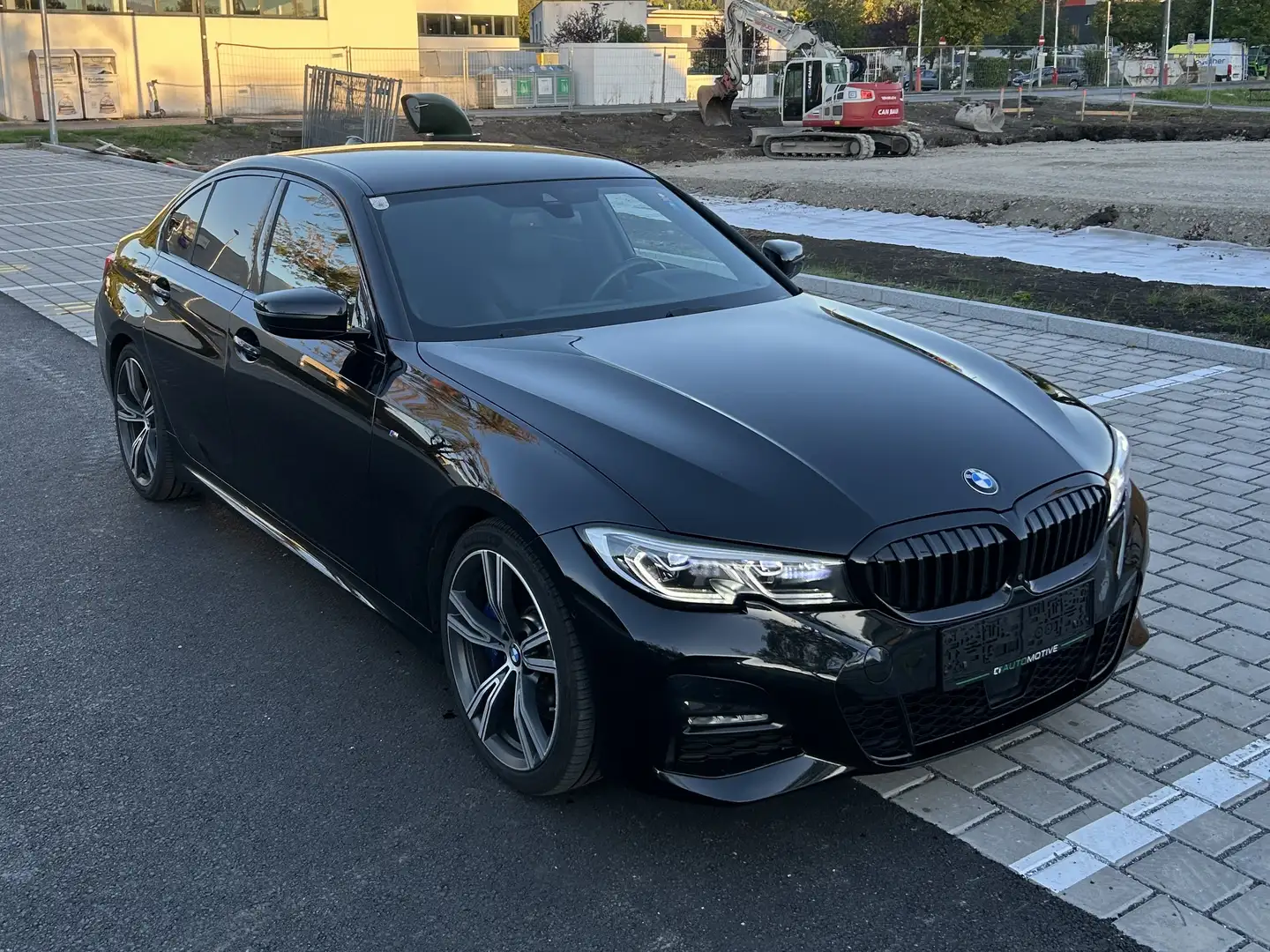 BMW 320 320d xDrive M Sport Aut. - 1