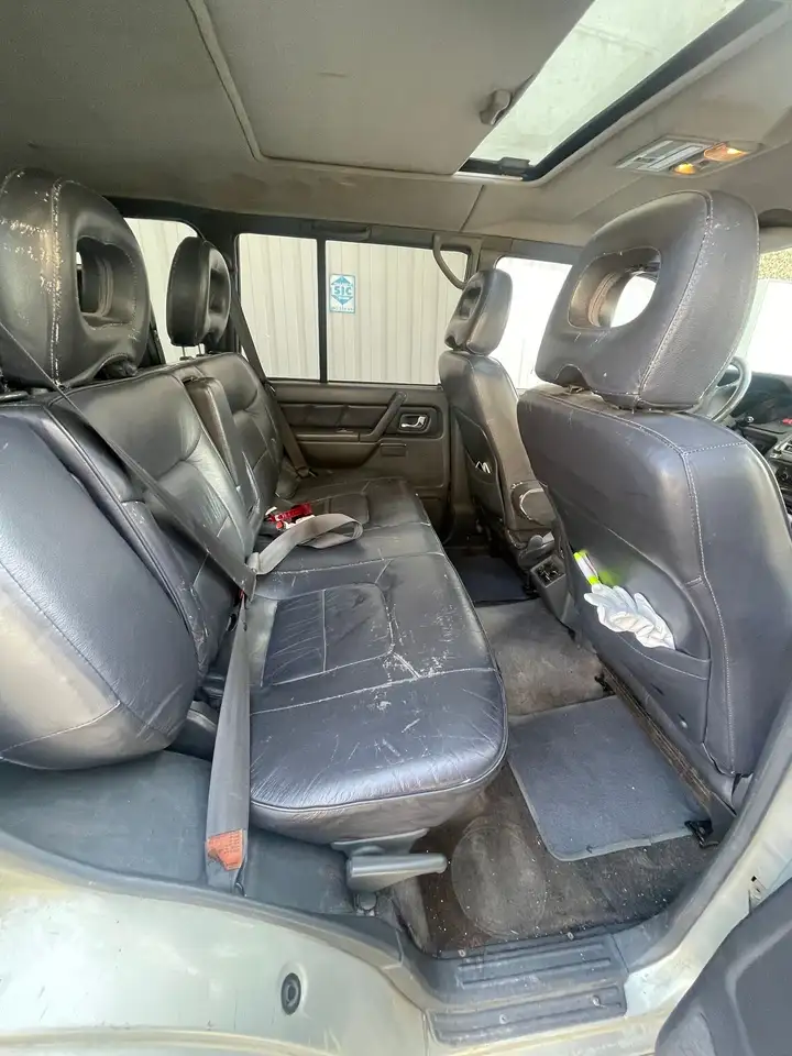 Mitsubishi Pajero Cuero ,techo Solar ,aire ,cirrre 7 Plazas, foto 9