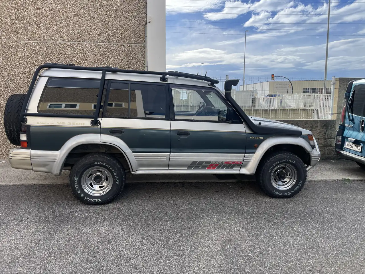 Mitsubishi Pajero Cuero ,techo Solar ,aire ,cirrre 7 Plazas, foto 11