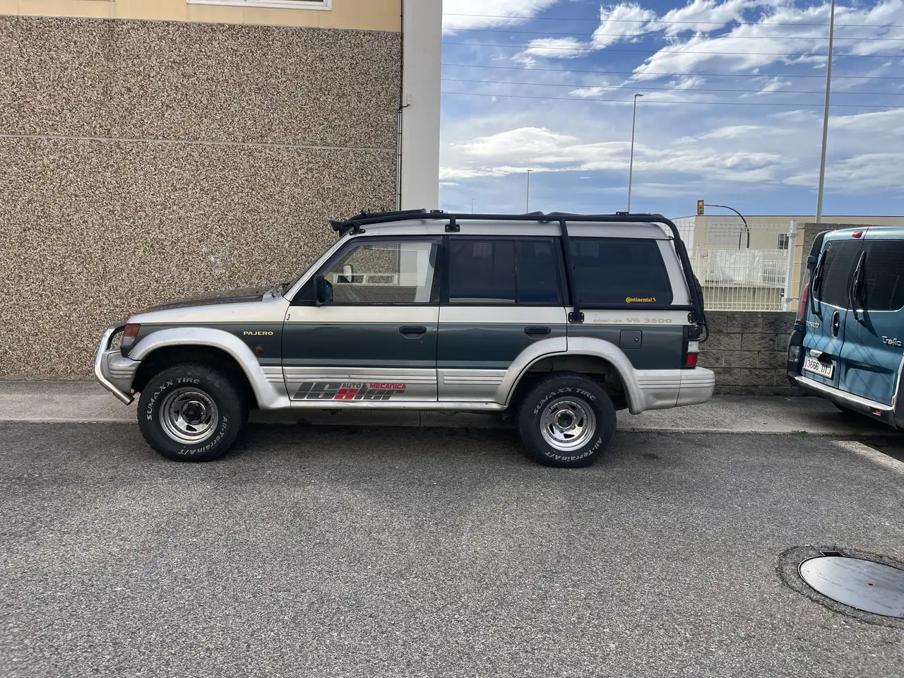 Mitsubishi Pajero Cuero ,techo Solar ,aire ,cirrre 7 Plazas, foto 10
