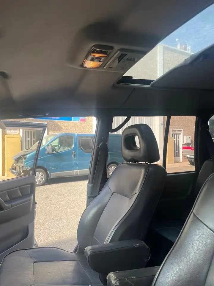Mitsubishi Pajero Cuero ,techo Solar ,aire ,cirrre 7 Plazas, foto 3
