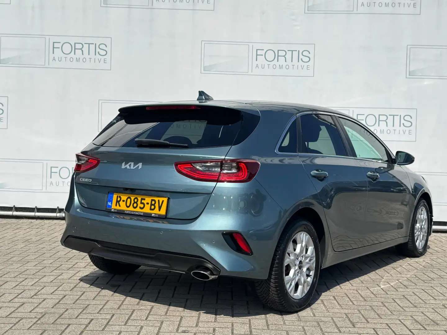 Kia Ceed / cee'd 1.0 T-GDi DynamicPlusLine NL AUTO | CAMERA | CARPL Grijs - 2