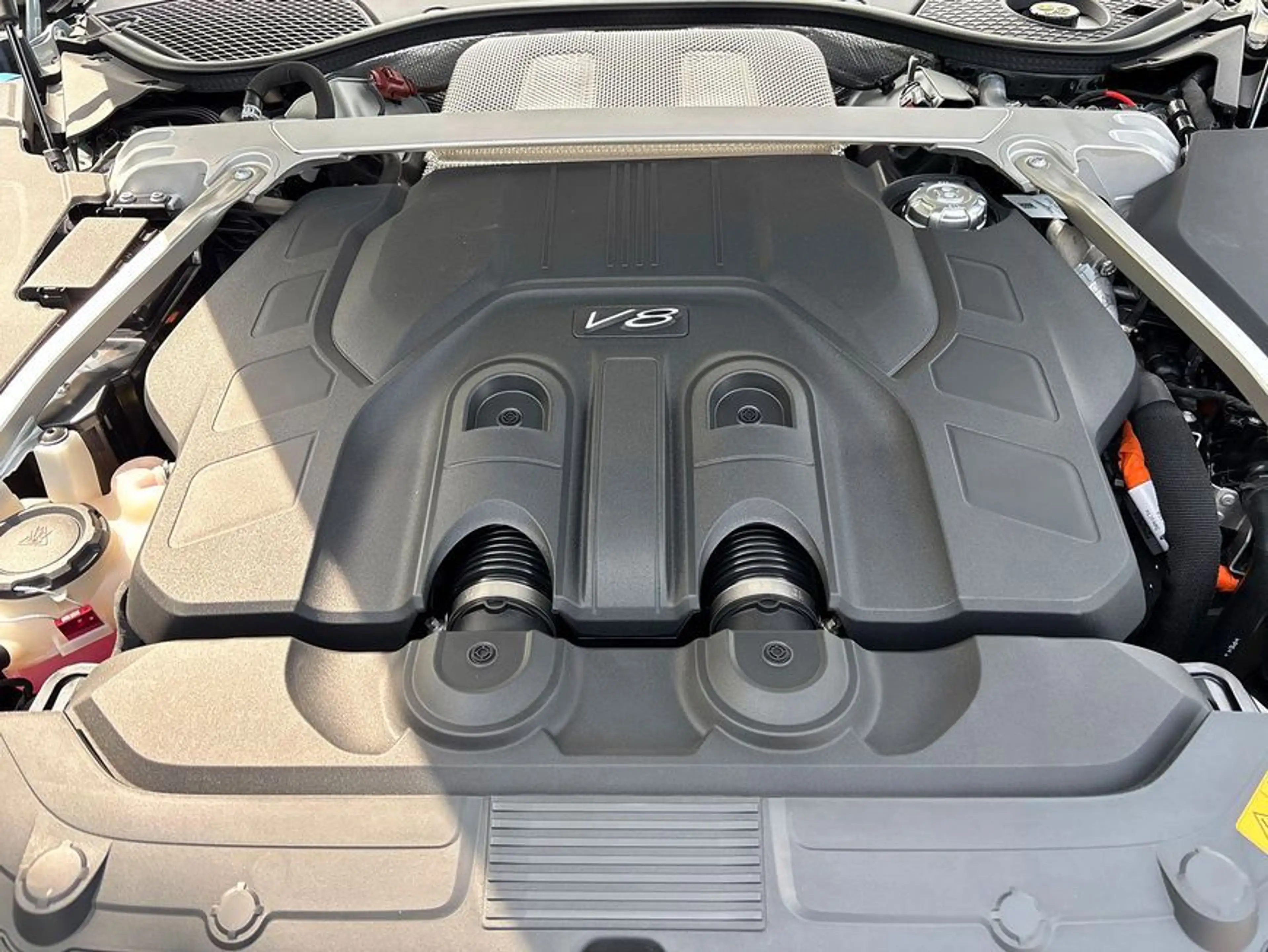 Bentley Continental GTC New Continental GTC V8 Hybrid Mulliner — photo 10