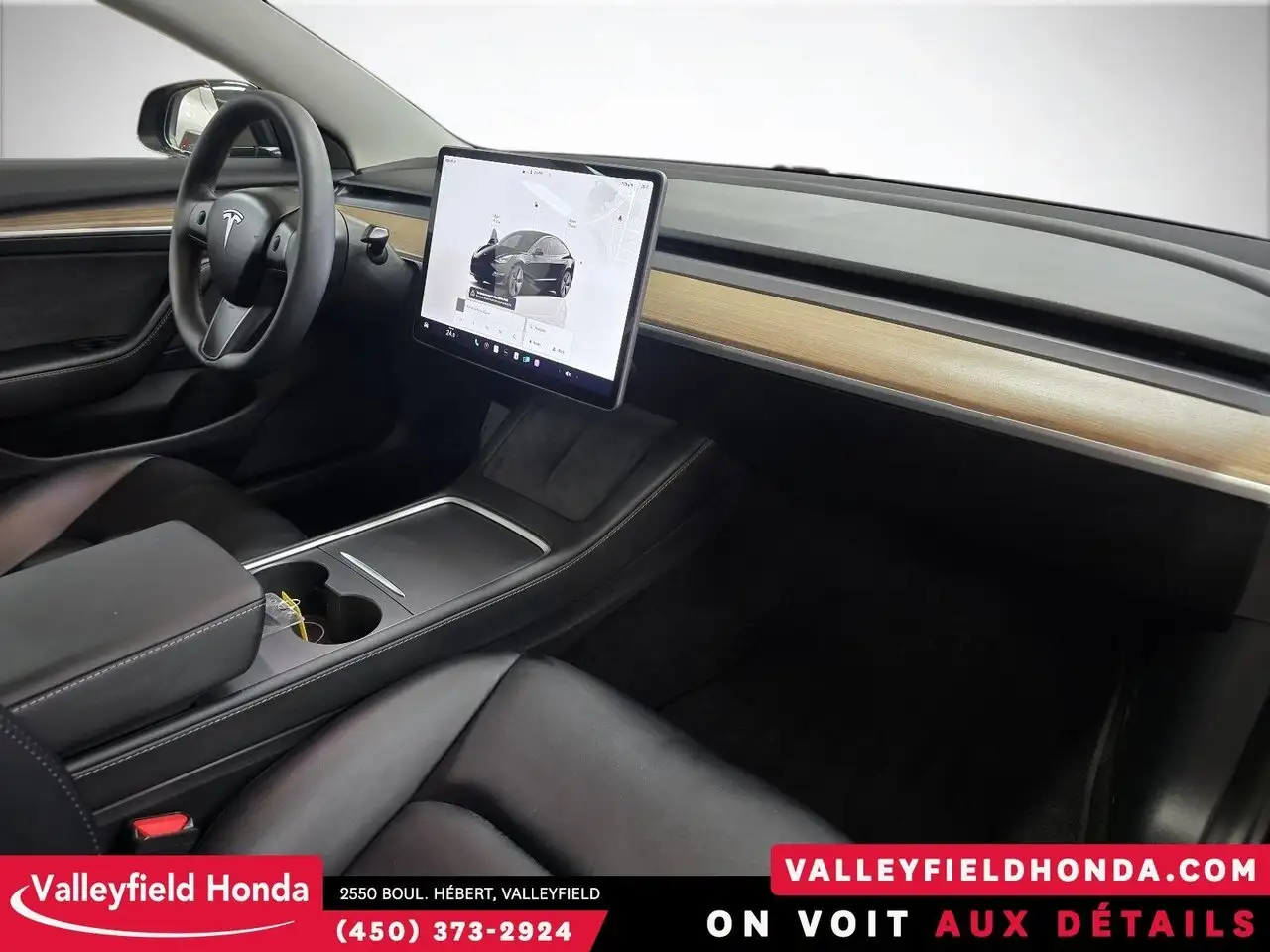 Tesla Model 3 снимка Tesla Model 3