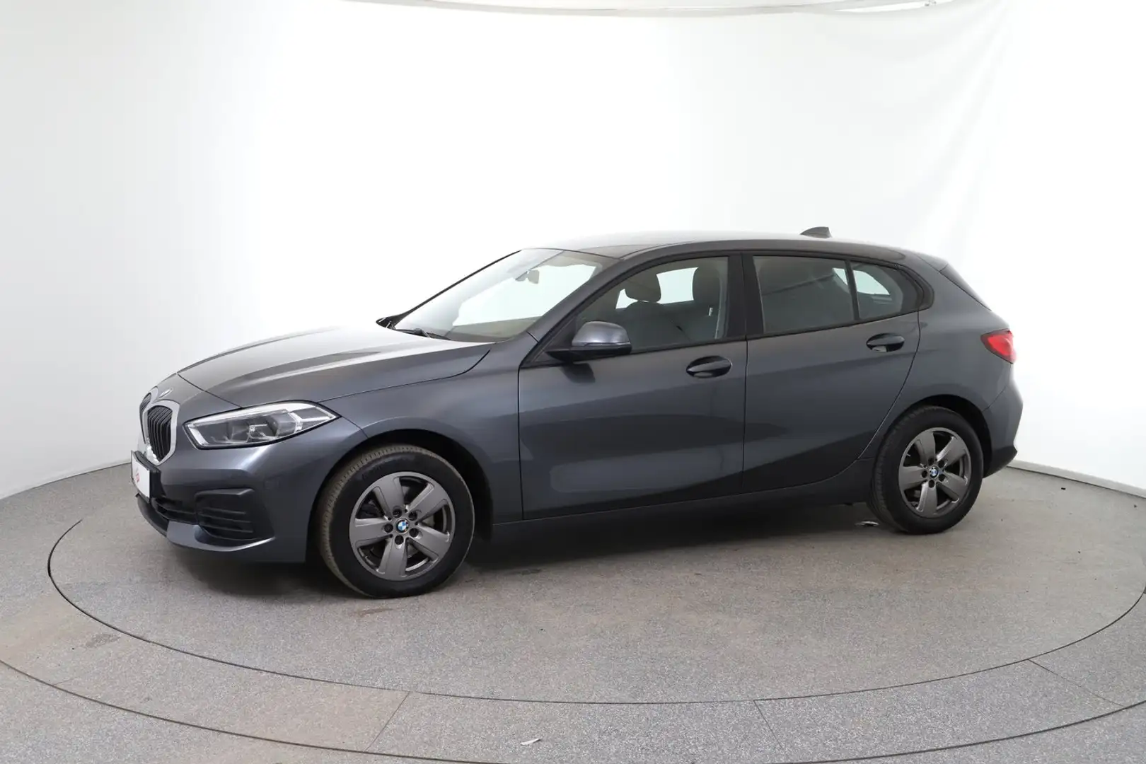 BMW 116 BMW 116d Grau - 2