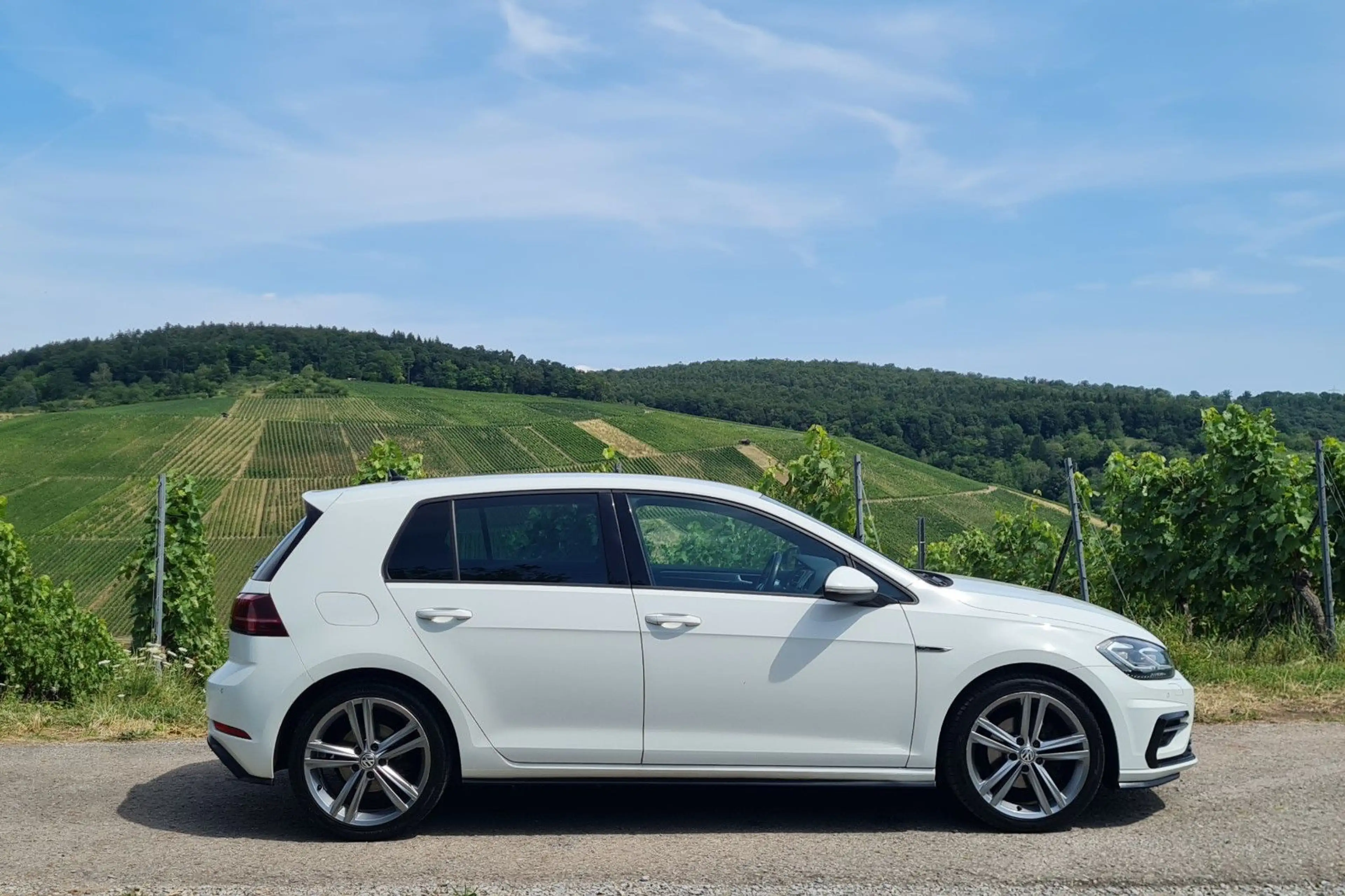 Volkswagen Golf VII 1.5 TSI ACT Highline R-Line-Paket ACC — photo 2