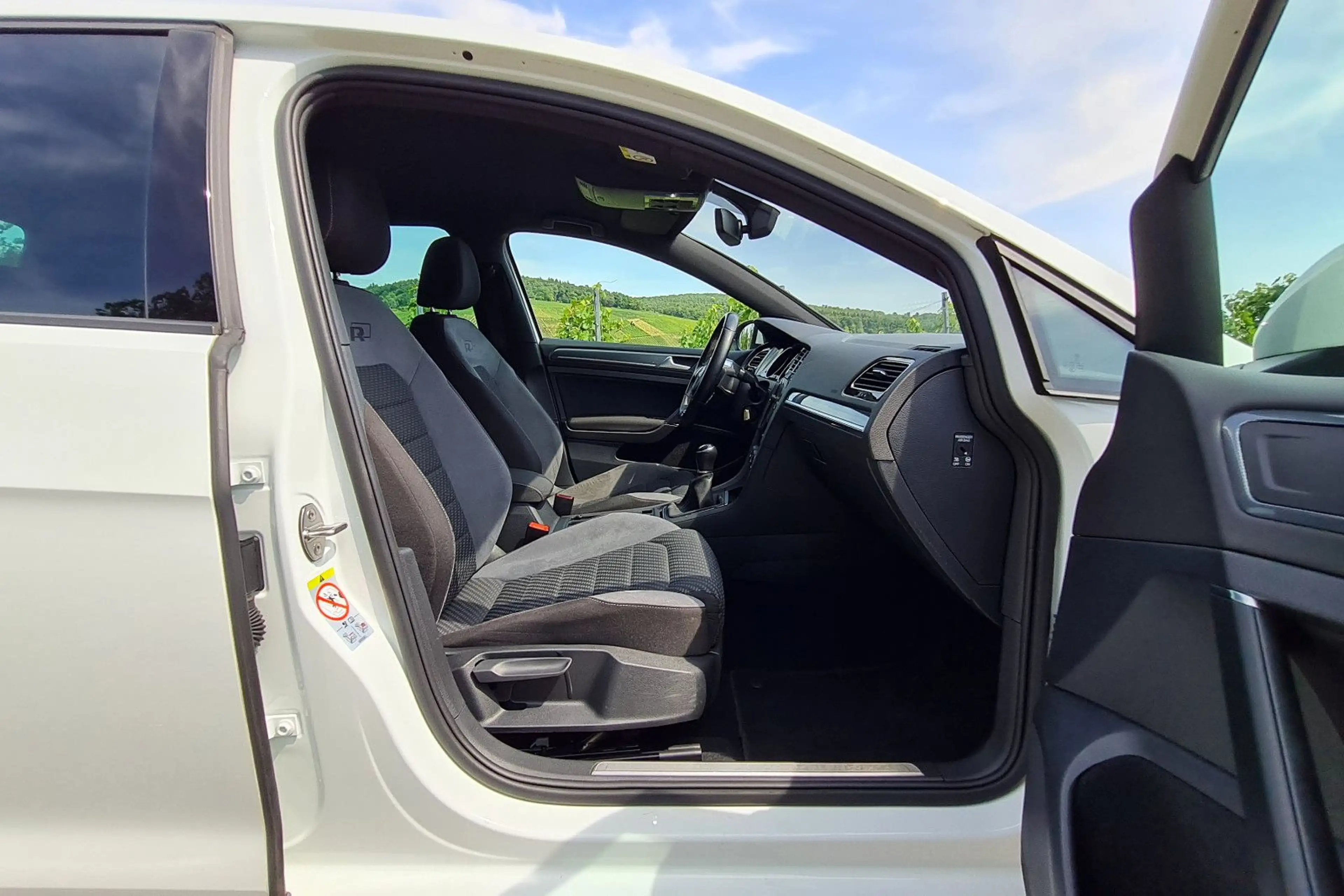 Volkswagen Golf VII 1.5 TSI ACT Highline R-Line-Paket ACC — photo 14