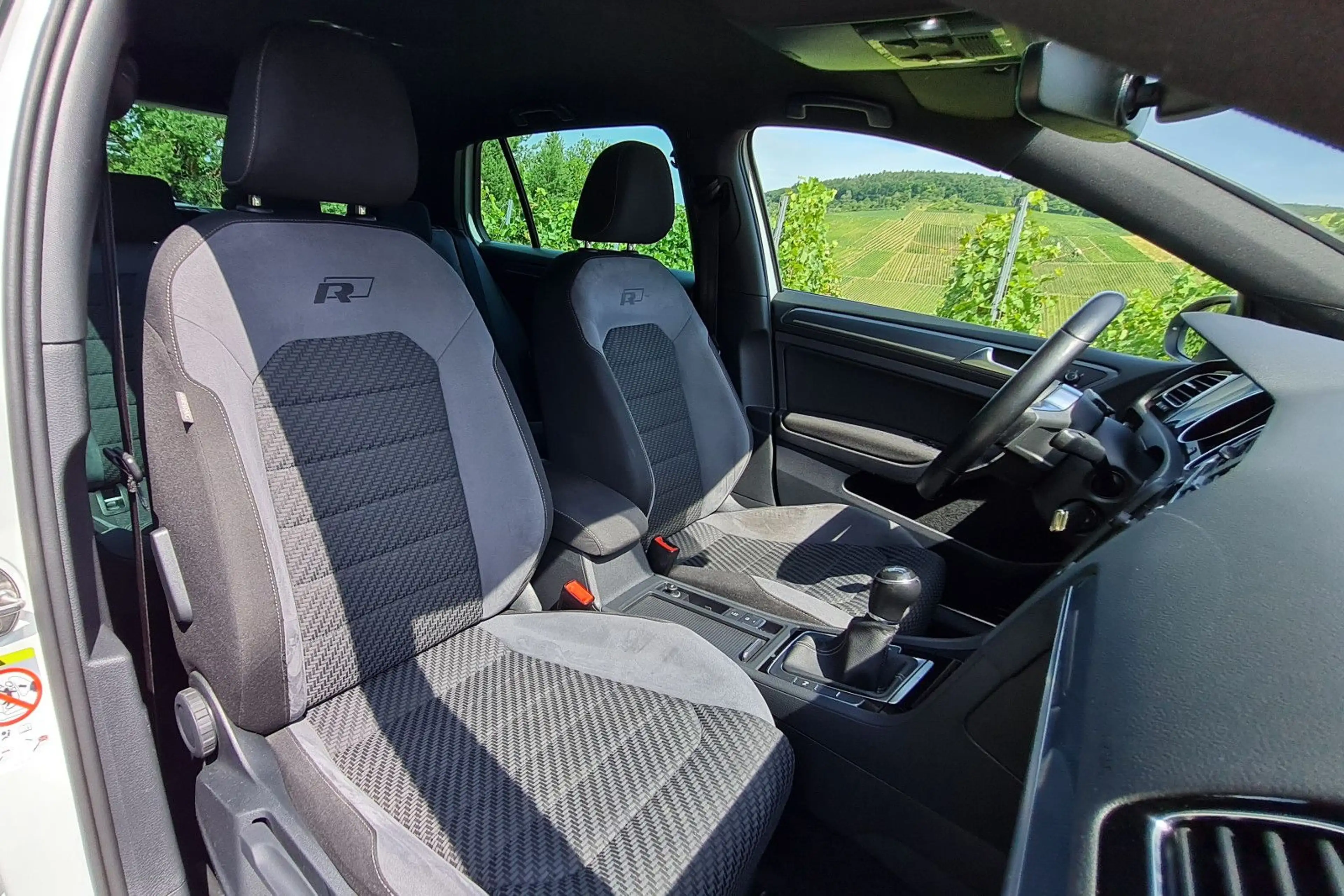 Volkswagen Golf VII 1.5 TSI ACT Highline R-Line-Paket ACC — photo 15