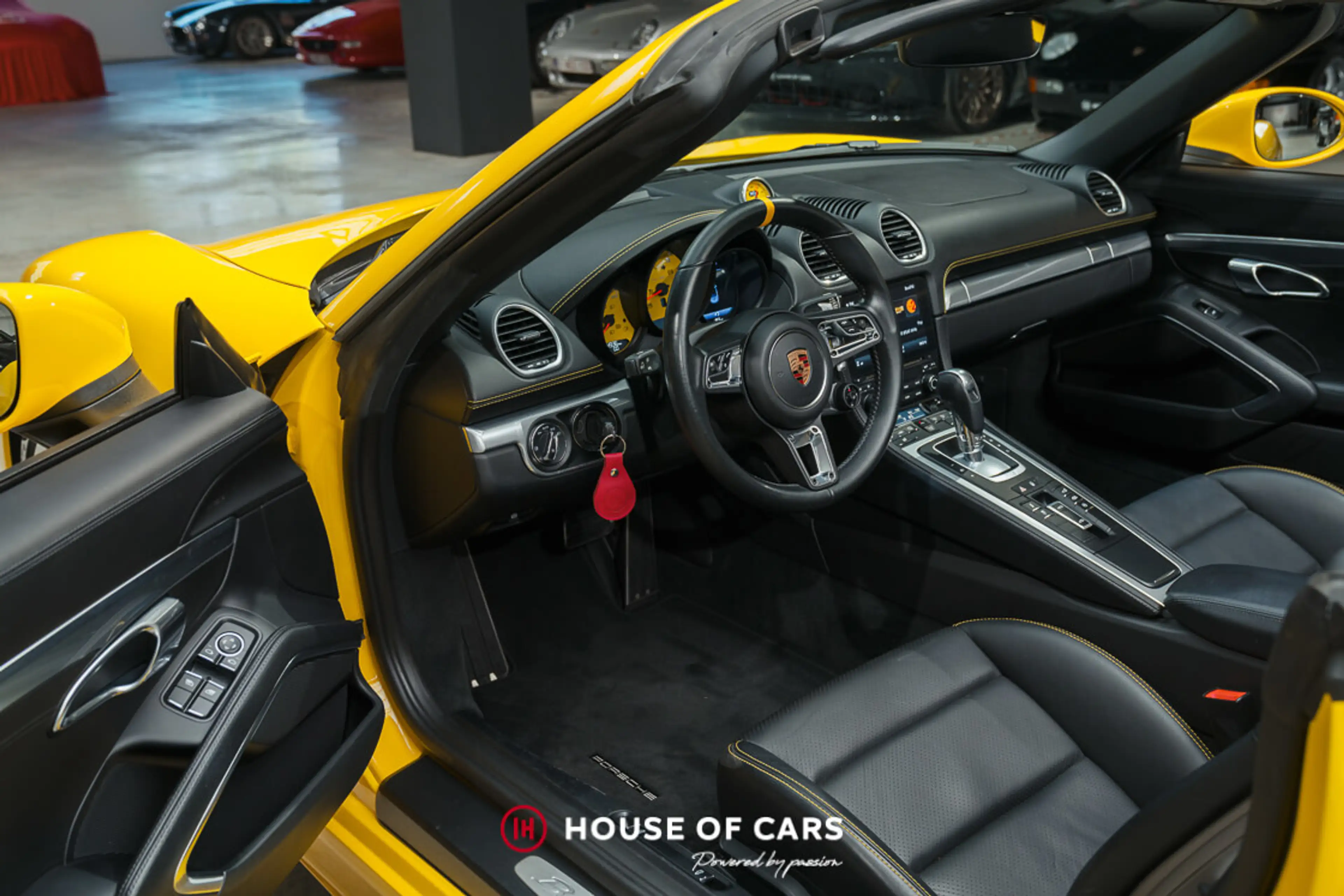 Porsche Boxster 718 Boxster S PDK NO OPF - 1st owner - Approved 27' — photo 15