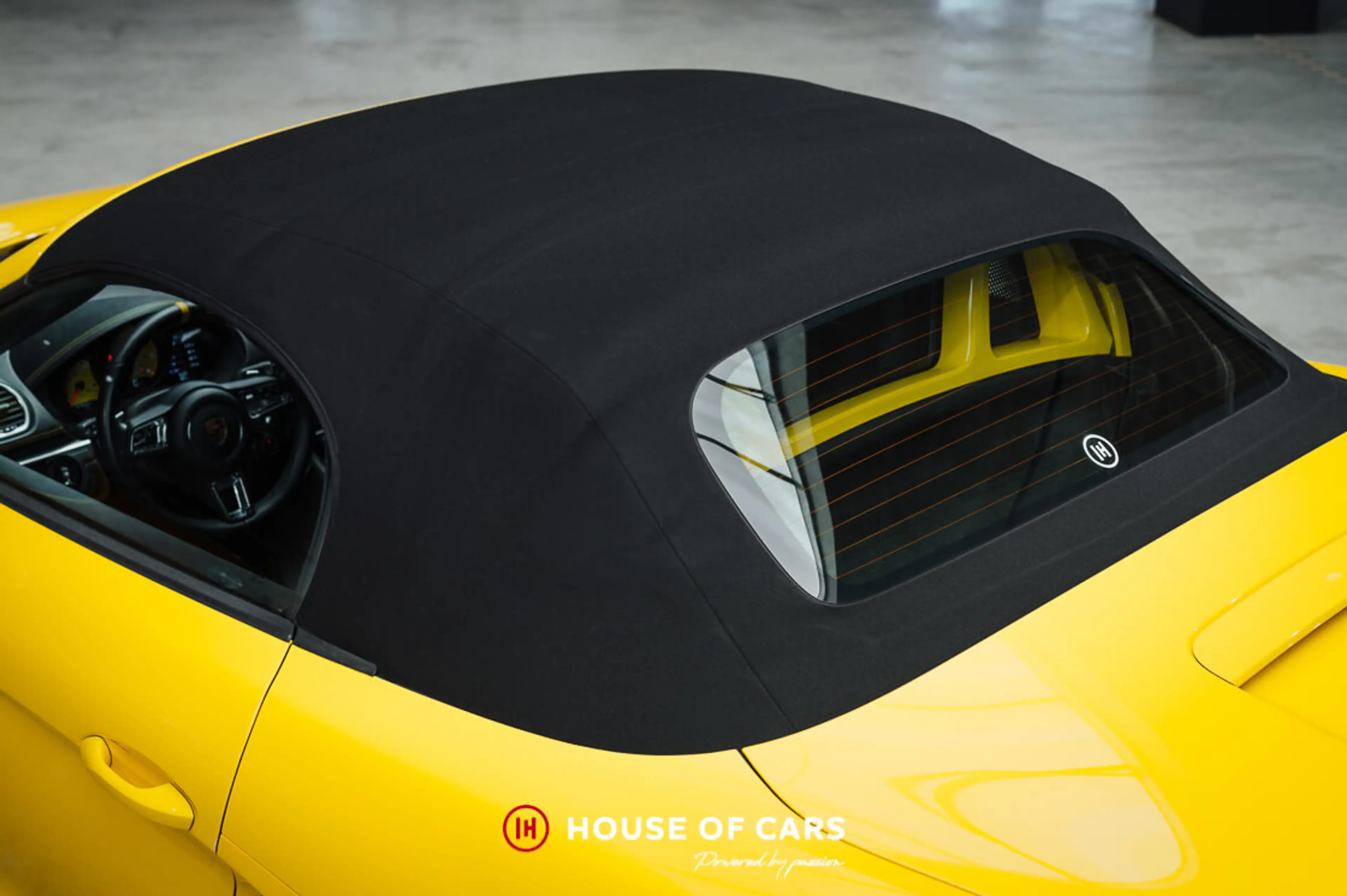 Porsche Boxster 718 Boxster S PDK NO OPF - 1st owner - Approved 27' — photo 14