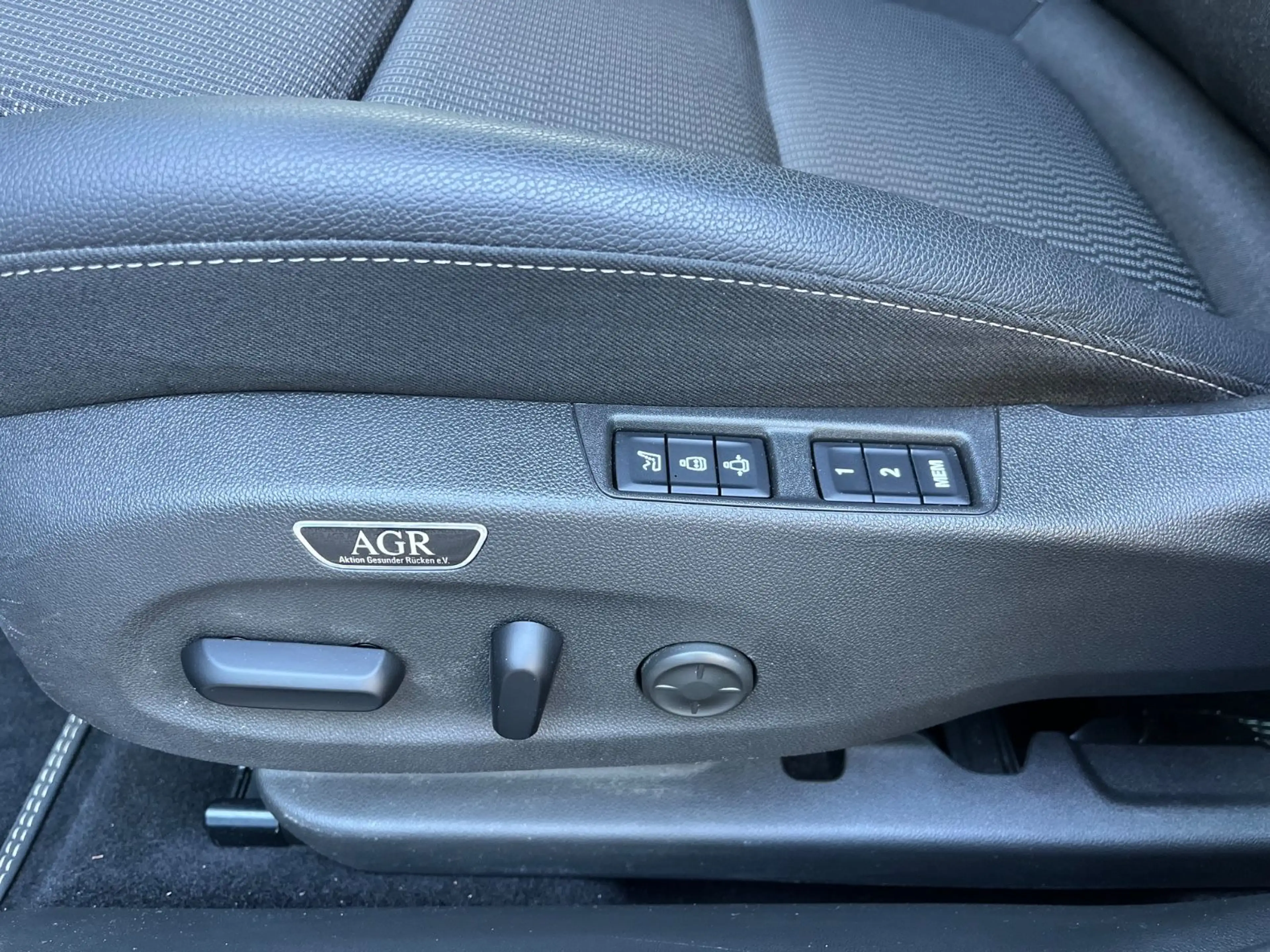 Opel Insignia B Sports Tourer Elegance — photo 13