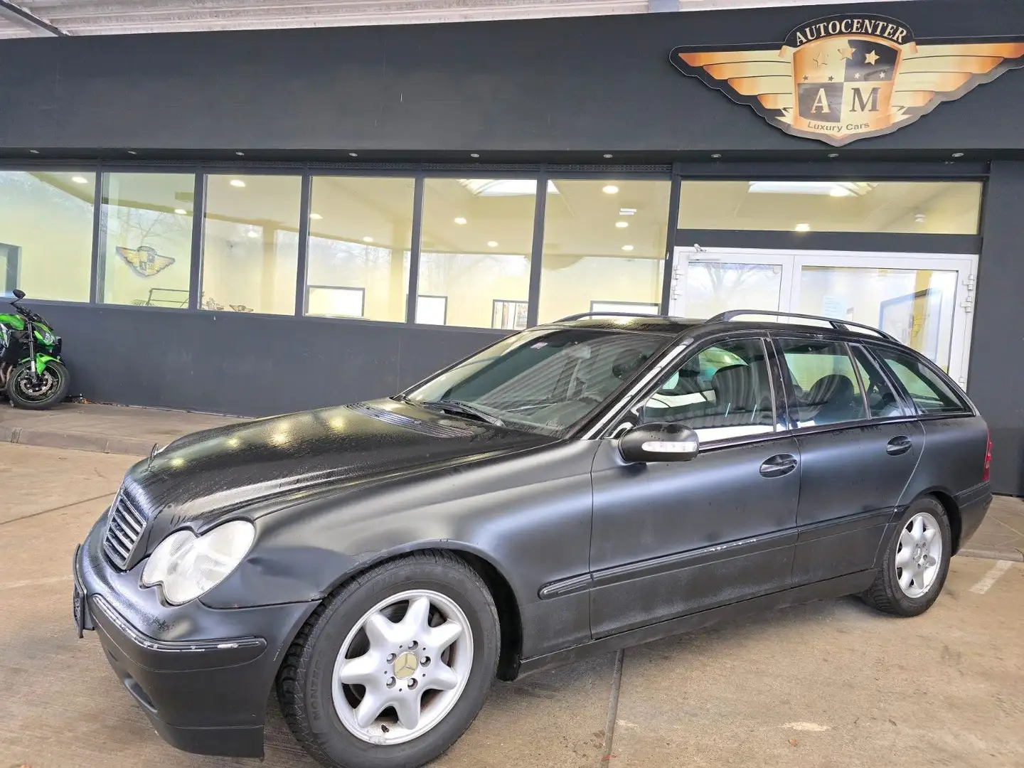 Mercedes-Benz C 220 CDI T AUTOMATIK AVANTGARDE LEDER/XENON/AHK Negro - 2