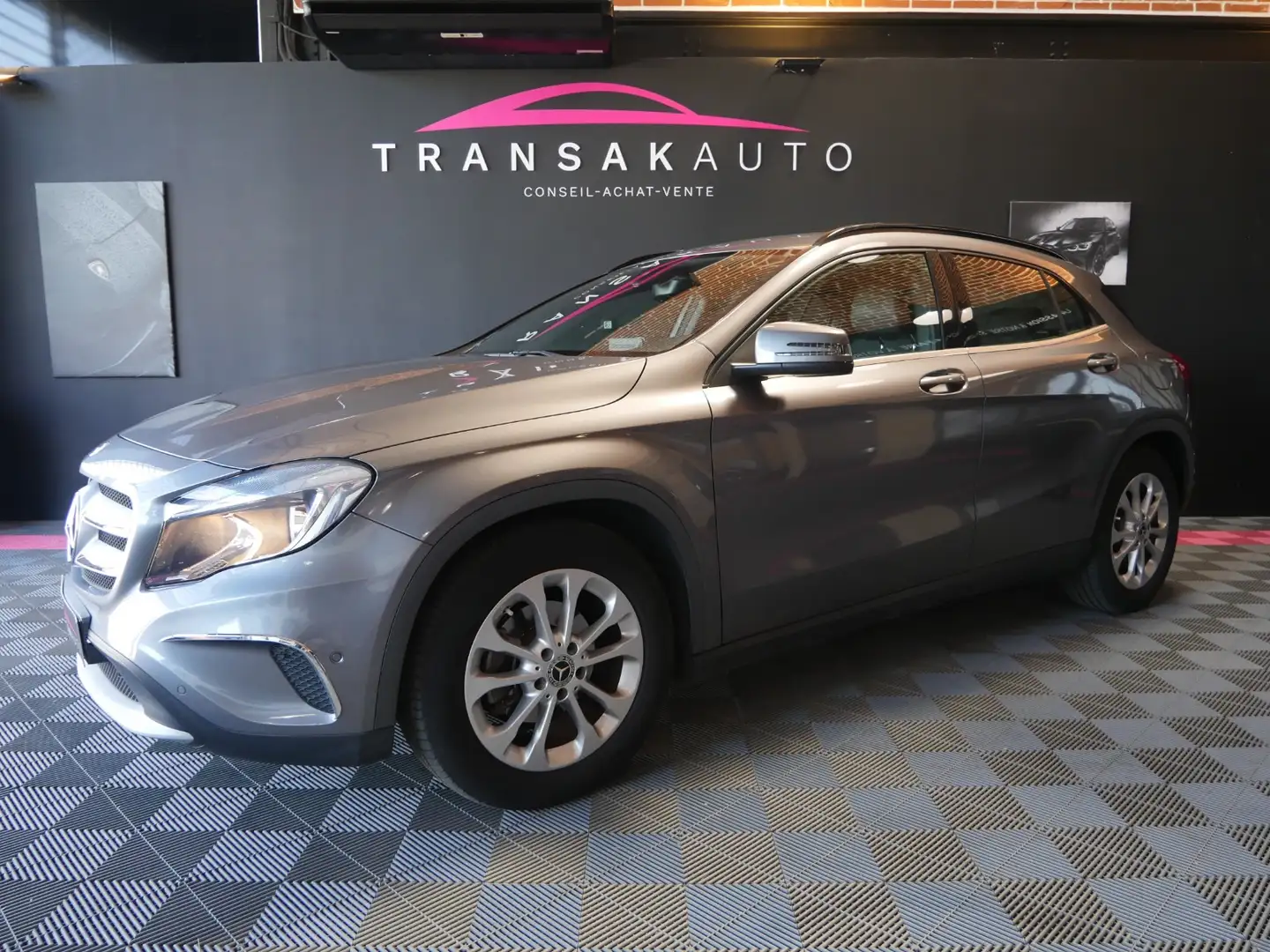 Mercedes-Benz CL Inspiration Gris - 1