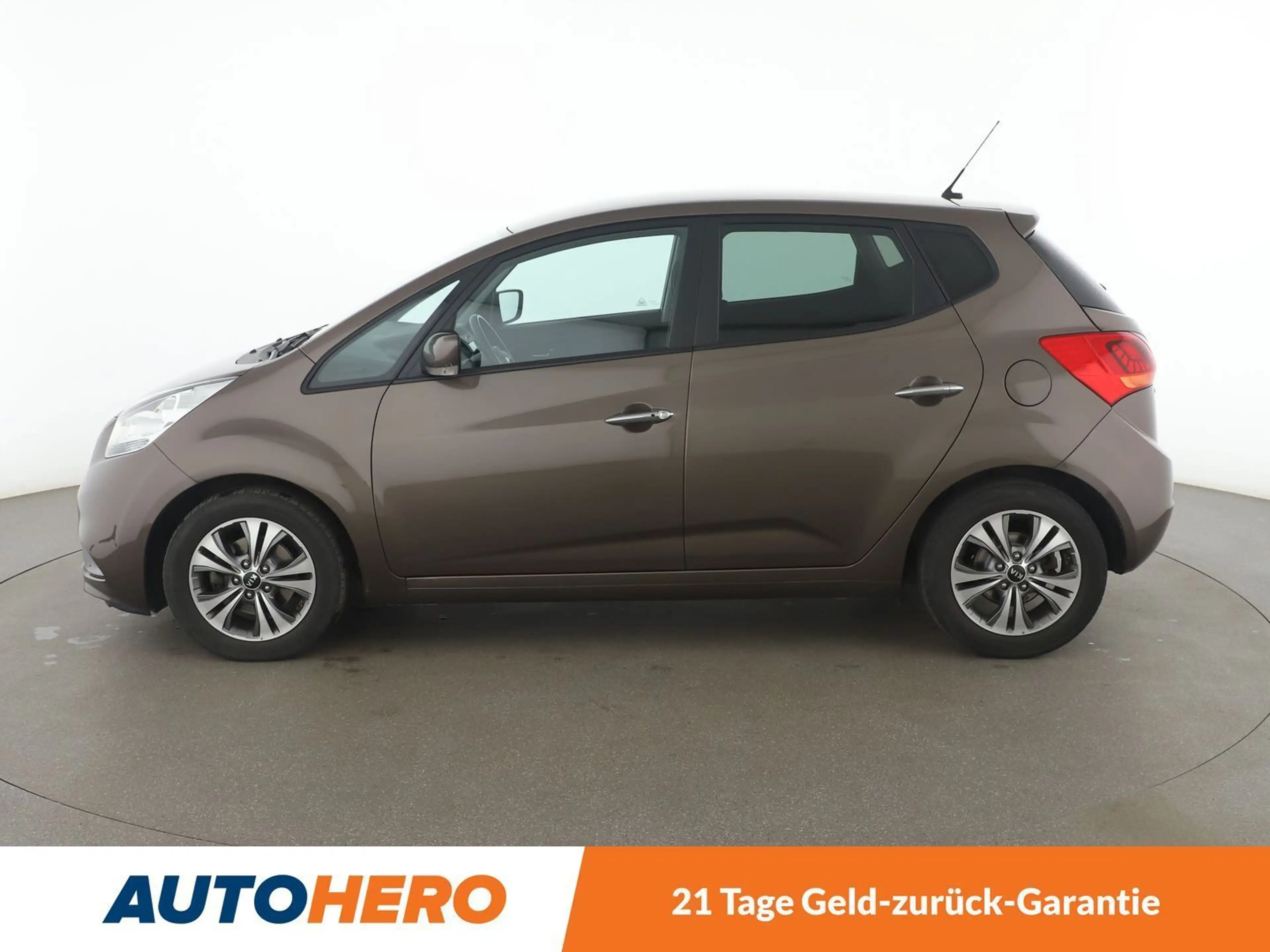 Kia Venga 1.6 Spirit Aut.*NAVI*TEMPO*PDC*SHZ* — photo 3