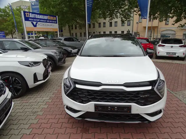 Kia Sportage view 2