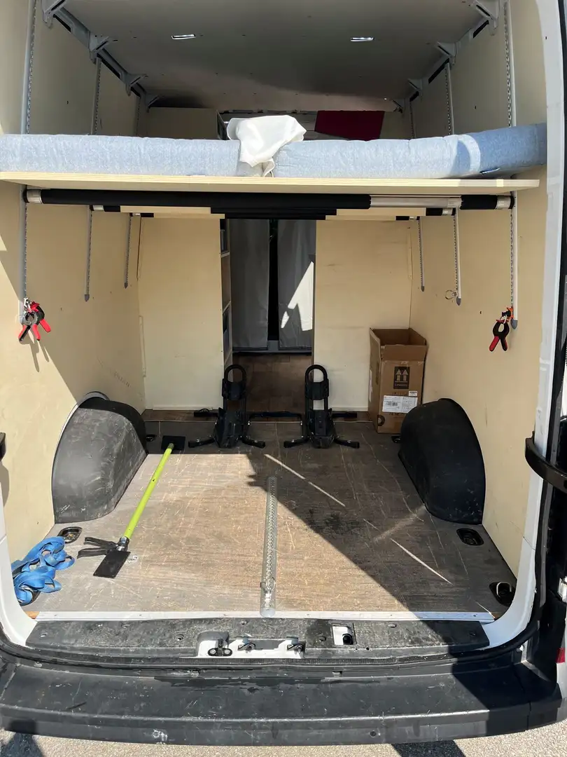 MAN TGE 3.140 L3H3 Camper/Motorradtransporter Weiß - 1