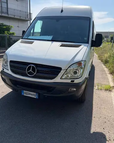 Mercedes-Benz Sprinter view 7