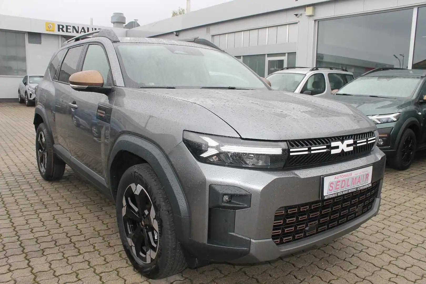 Dacia Bigster mild hybrid 140 Extreme sofort verfügbar Grijs - 2