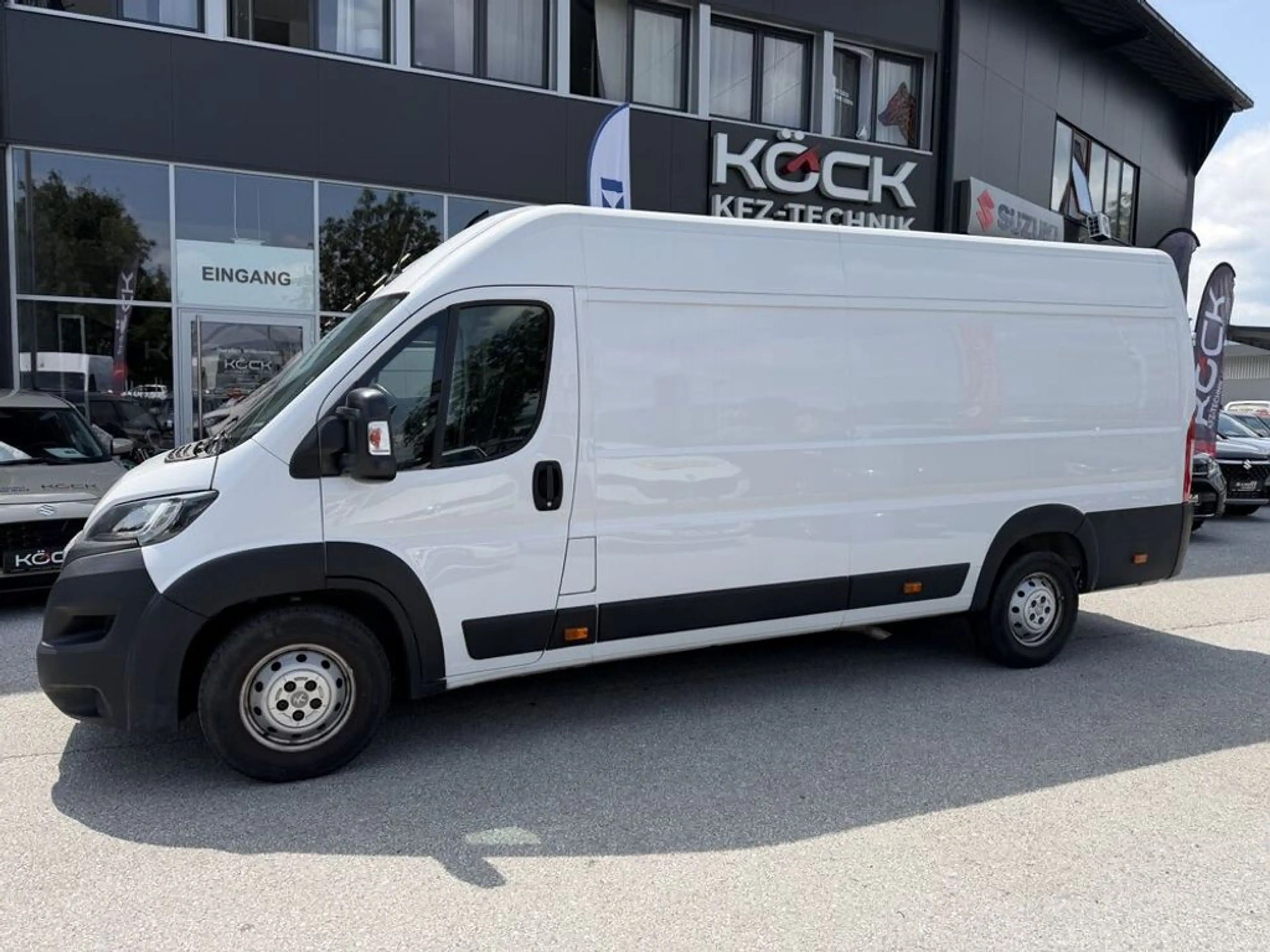 Peugeot Boxer 35+ L4H2 BlueHDi 140 S&S — photo 9