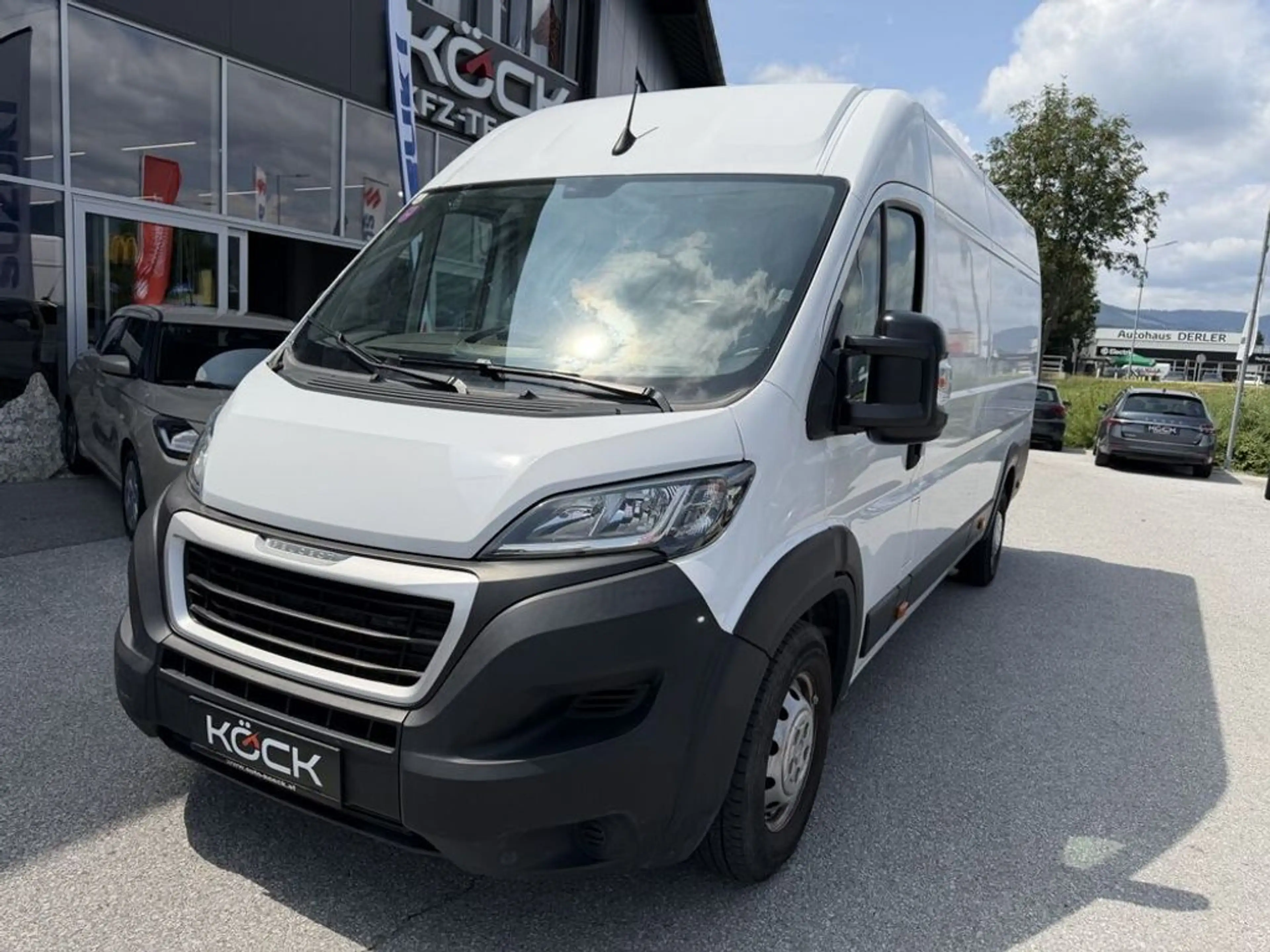 Peugeot Boxer 35+ L4H2 BlueHDi 140 S&S — photo 2