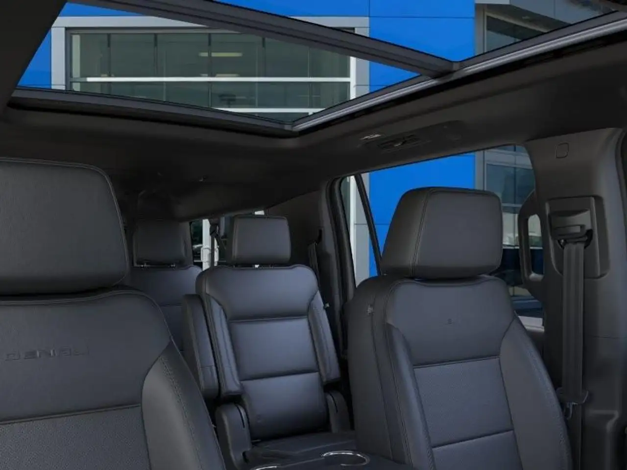 GMC Yukon снимка GMC Yukon