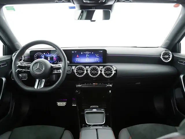Mercedes-Benz A-Class view 9