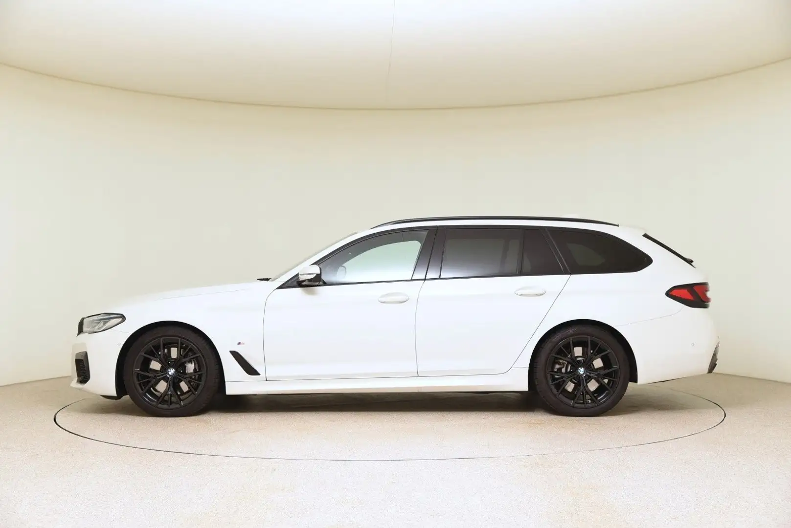 BMW 530 d xDrive Touring M Sport ACC Sthzg*UVP:95.610 Weiß - 2