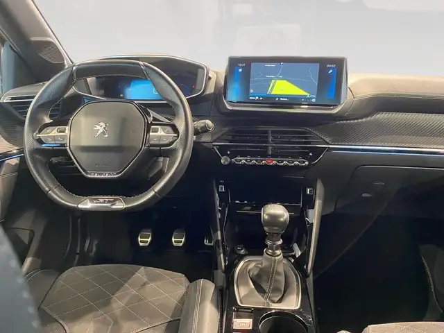 Peugeot 208 view 6