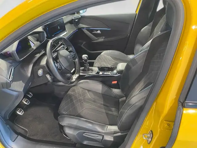 Peugeot 208 view 7