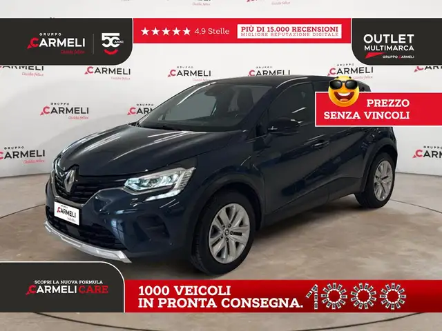 2022 Renault Captur in Blue for sale