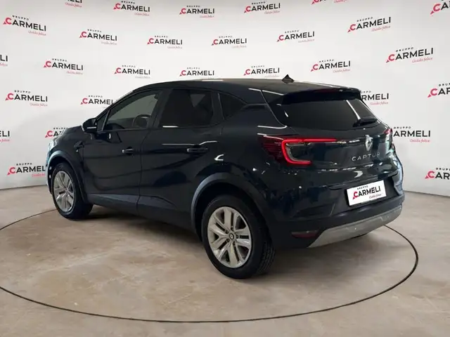 Renault Captur view 3