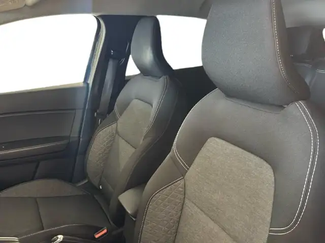 Renault Captur view 12