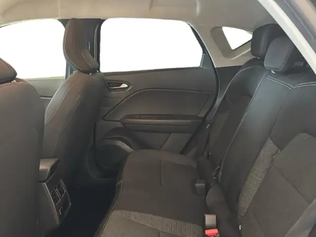 Renault Captur view 13