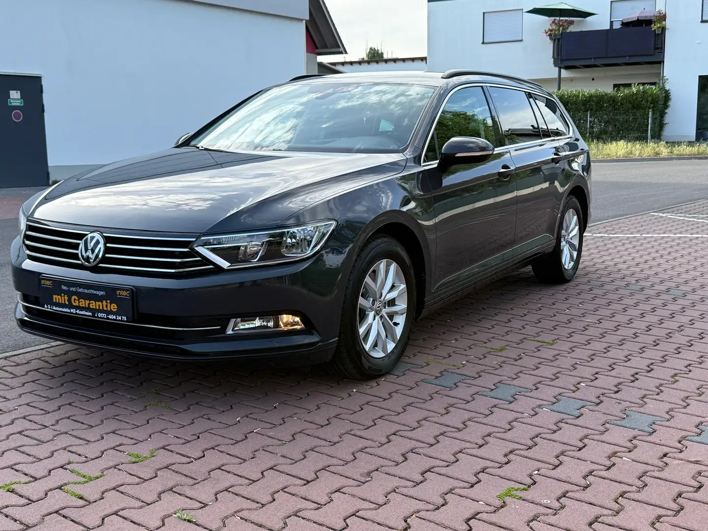 Volkswagen Passat Variant Comfortline BMT/Start-1.HAND-GARANTIE Grigio - 1