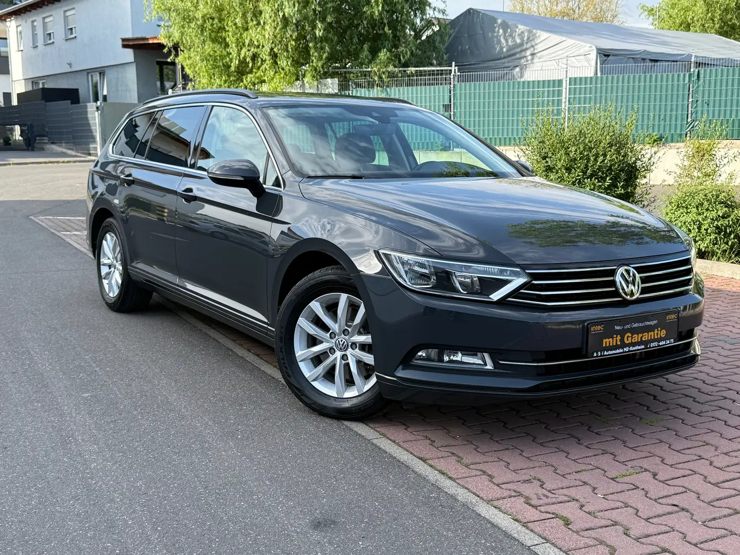 Volkswagen Passat Variant Comfortline BMT/Start-1.HAND-GARANTIE Grigio - 2