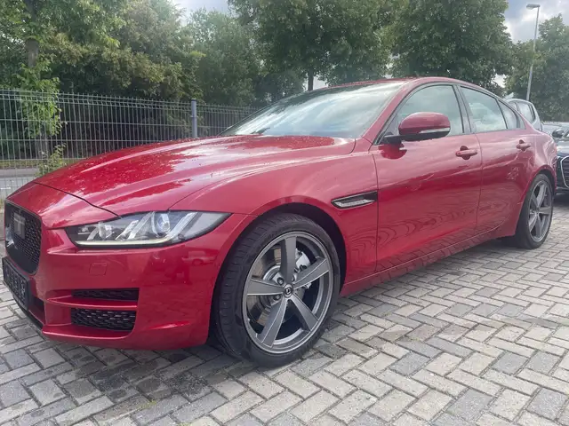 Jaguar XE Portfolio Allrad AWD Xenon W+S