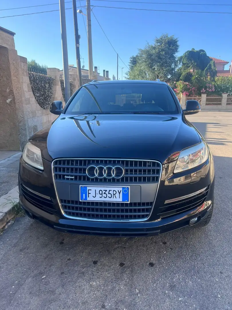 Audi Q7 4.2 V8 tdi quattro SLine - 1