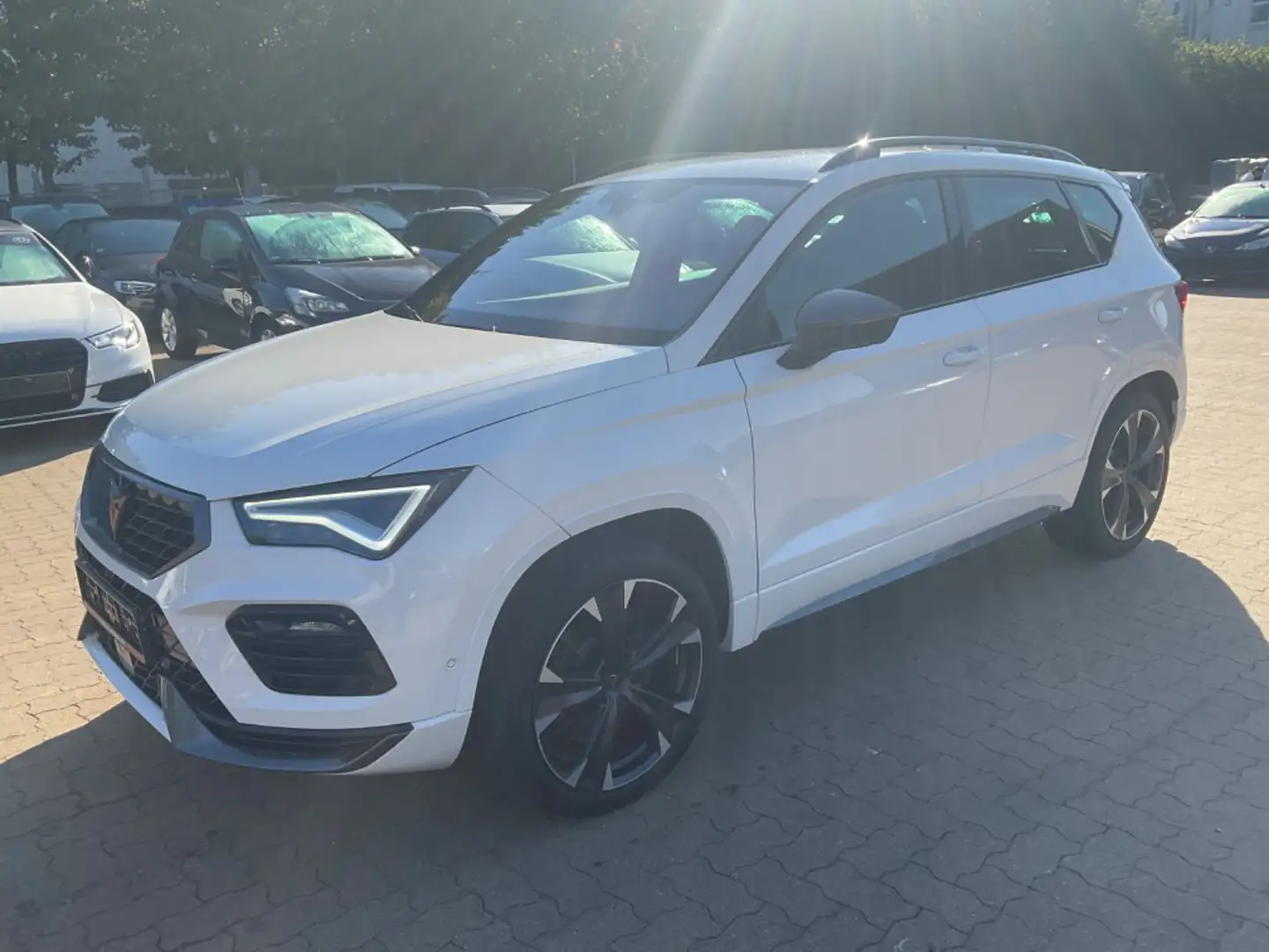 CUPRA Ateca Basis 4Drive *VIRTUAL* *360* *221kW* Weiß - 1