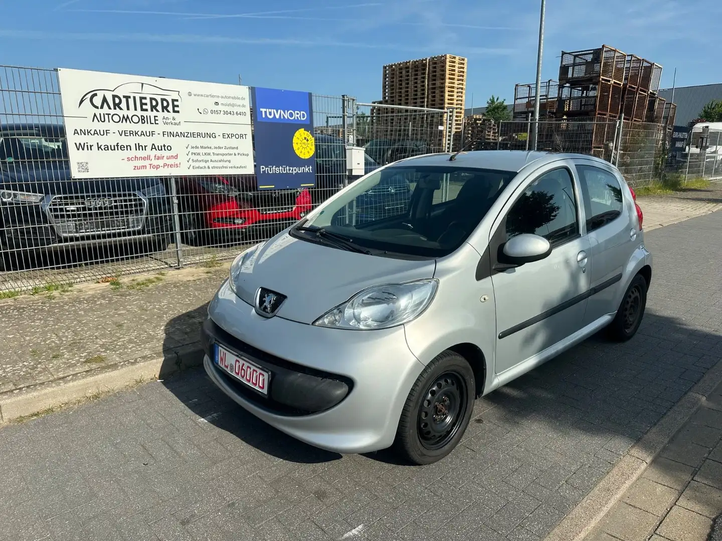 Peugeot 107 Filou *1.HAND*TÜV-NEU* Grau - 1