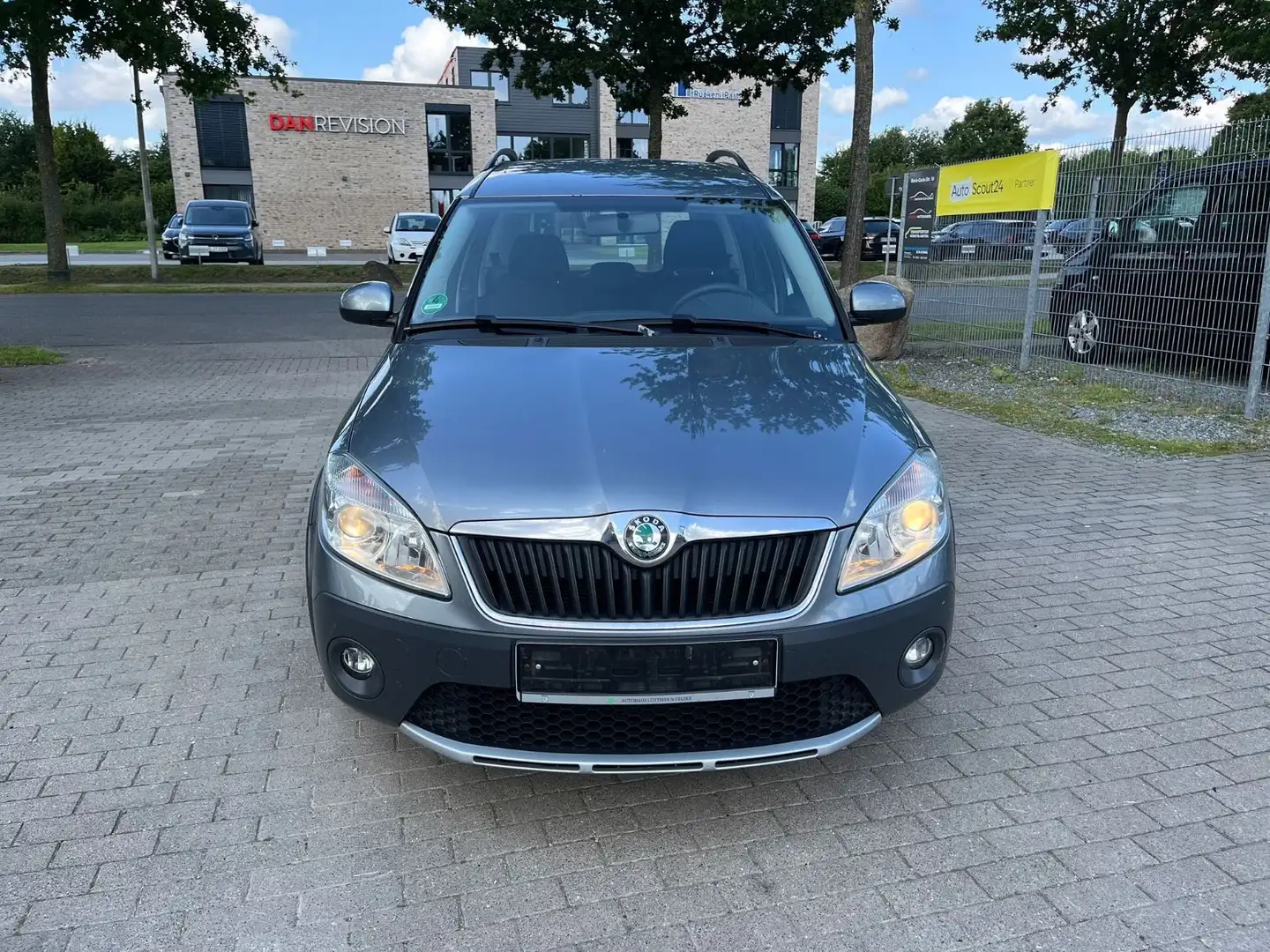 Skoda Roomster Ambition 1,6 TDI Tempomat Klima Szürke - 2