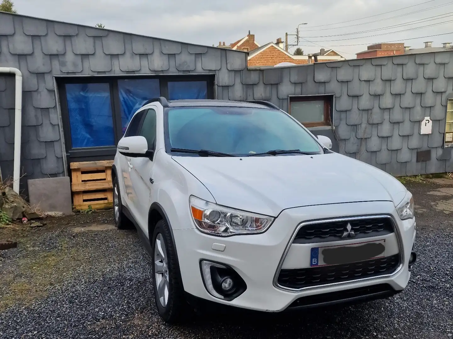 Mitsubishi ASX 1.6. inside - 1