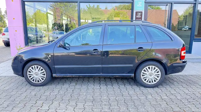 Skoda Fabia view 3
