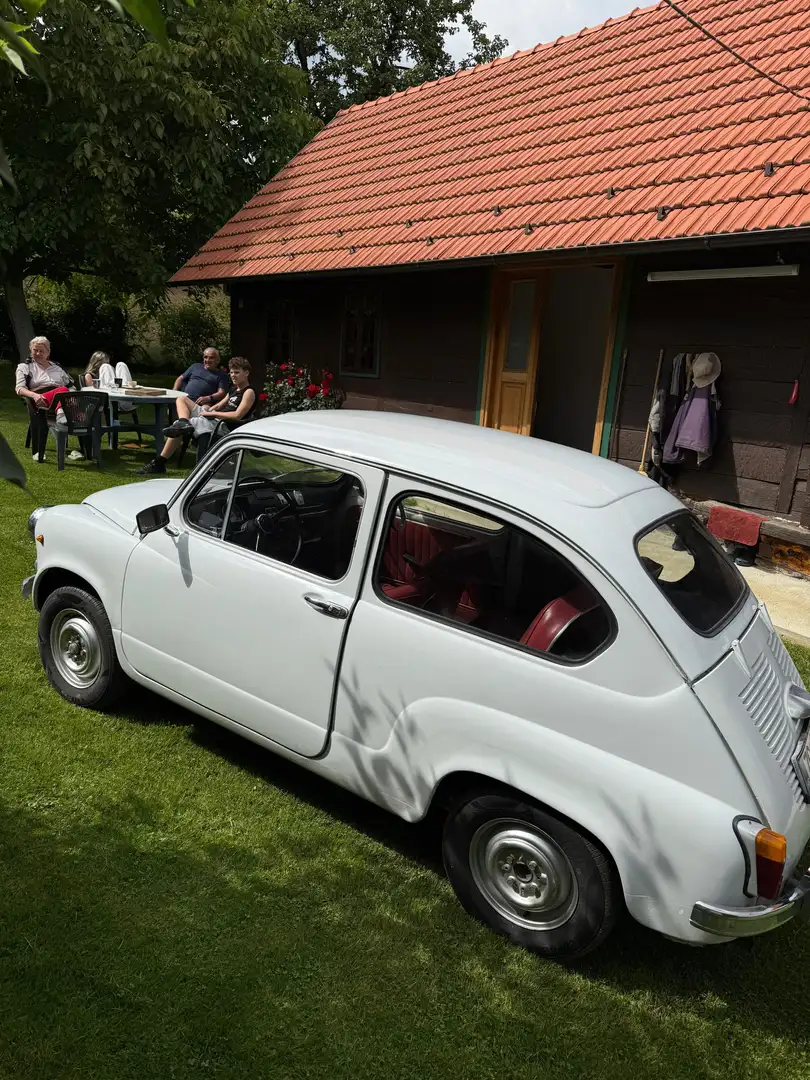 Zastava 750 Weiß - 1