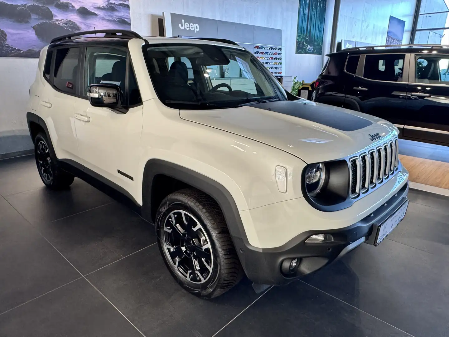 Jeep Renegade 4xe High Upland Beyaz - 2